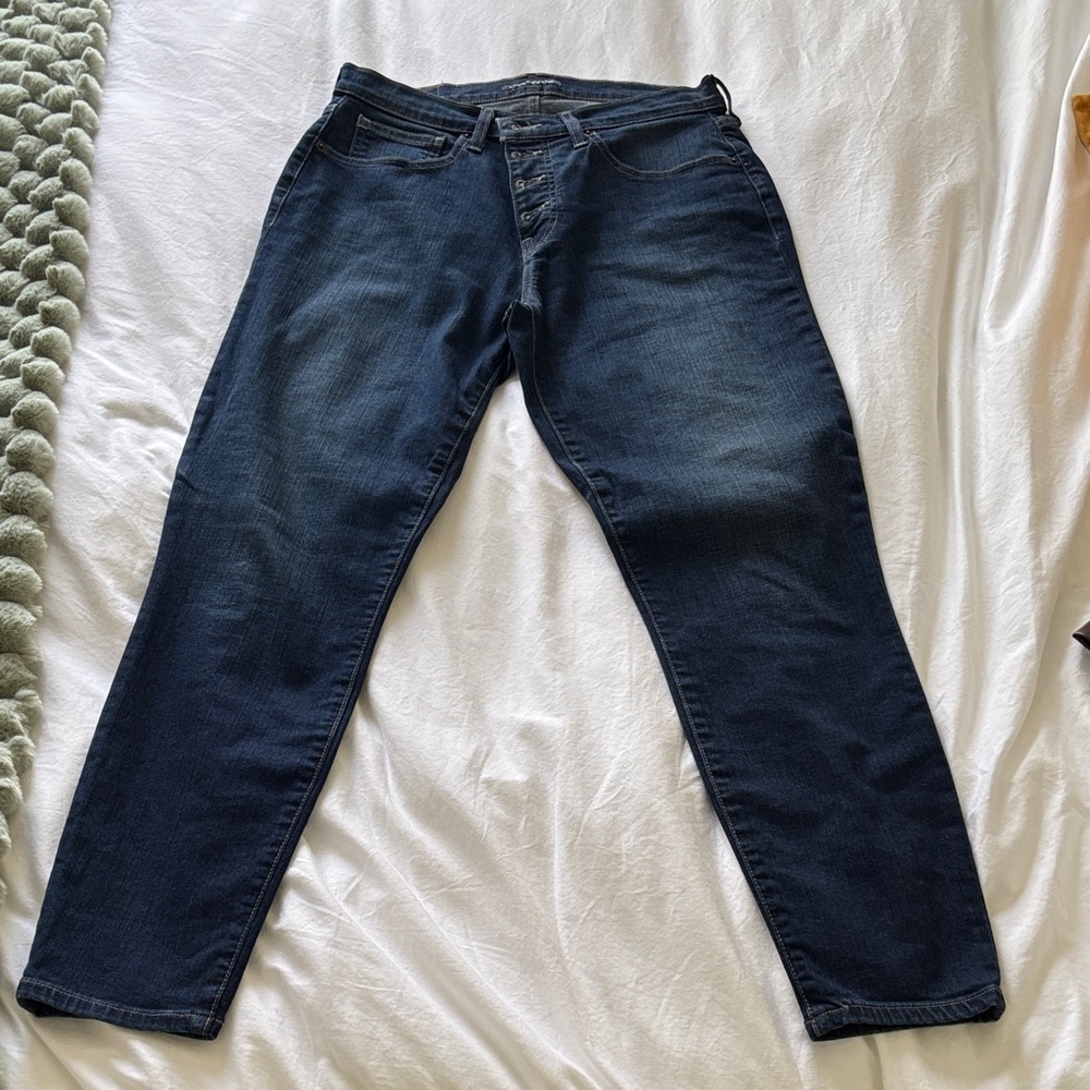 Lucky Brand Classic Women’s Dark Blue Button Jeans Size 10 Mid Rise Skinny Ava